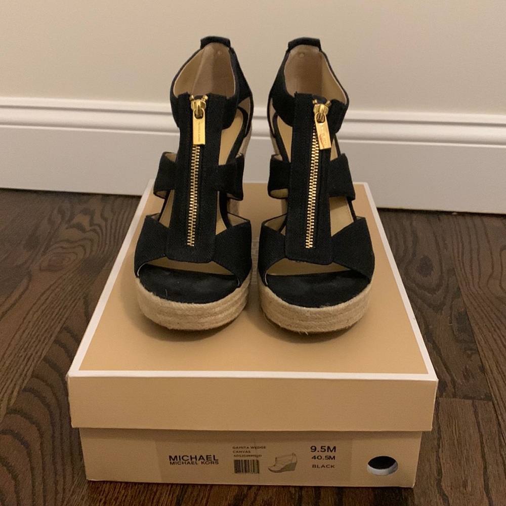 Michael Kors Damita Wedge Sandals Black Canvas Size 9.5